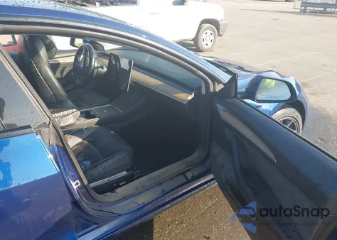 2022 Tesla Model 3 Rear-Wheel Drive from USA, damaged, VIN 5YJ3E1EAXNF188735